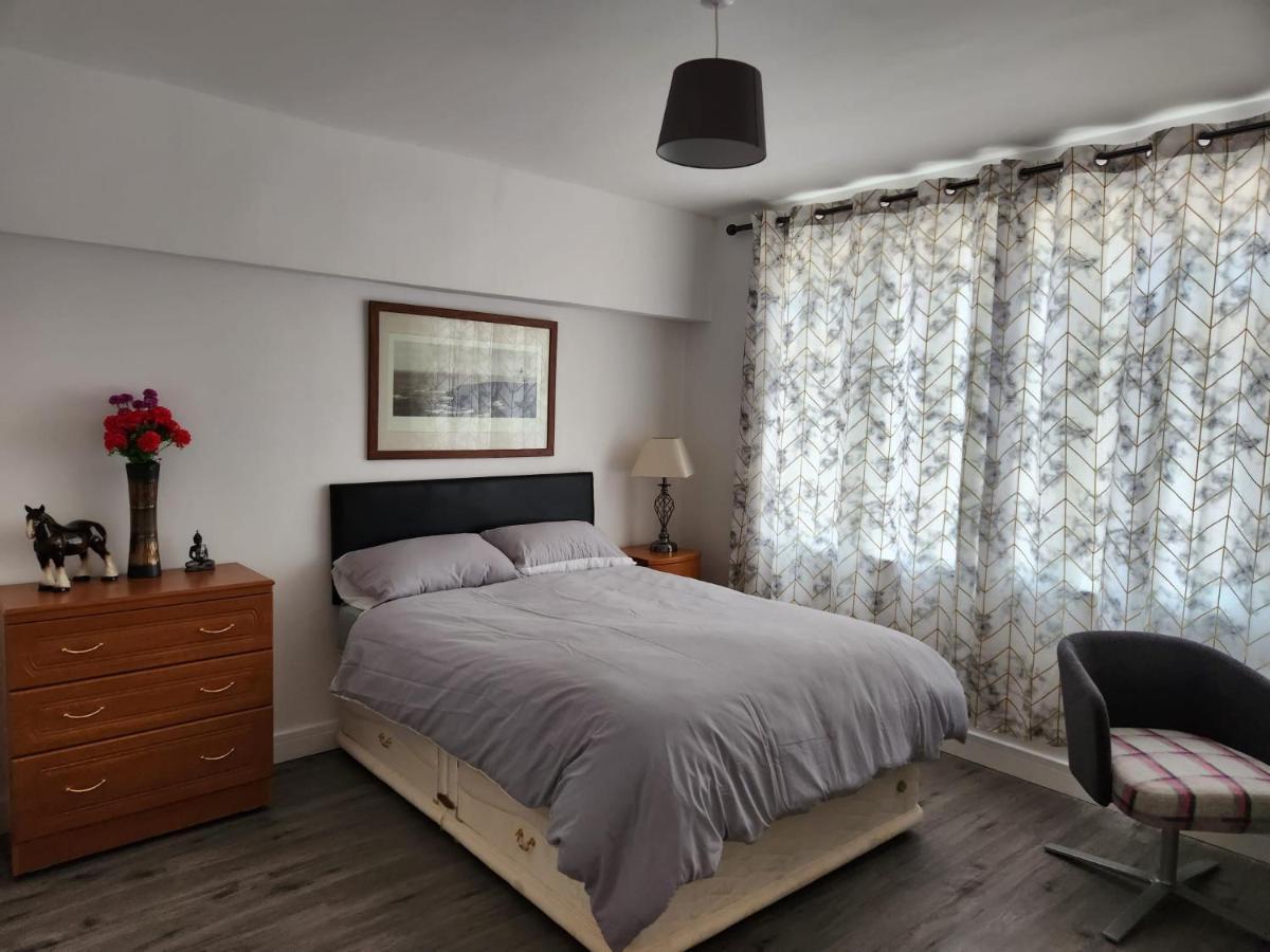 White House Ensuite Double Bedroom Warrington  Zewnętrze zdjęcie