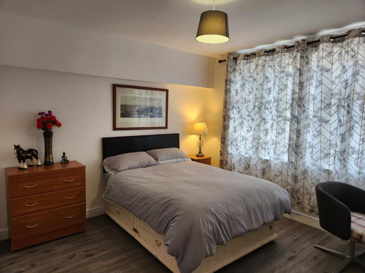 White House Ensuite Double Bedroom Warrington  Zewnętrze zdjęcie