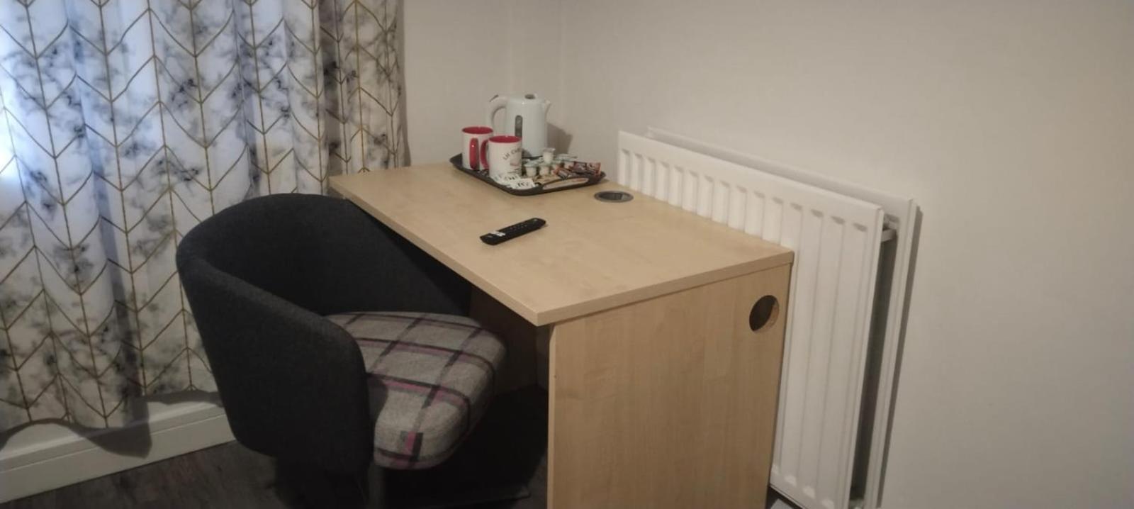 White House Ensuite Double Bedroom Warrington  Zewnętrze zdjęcie