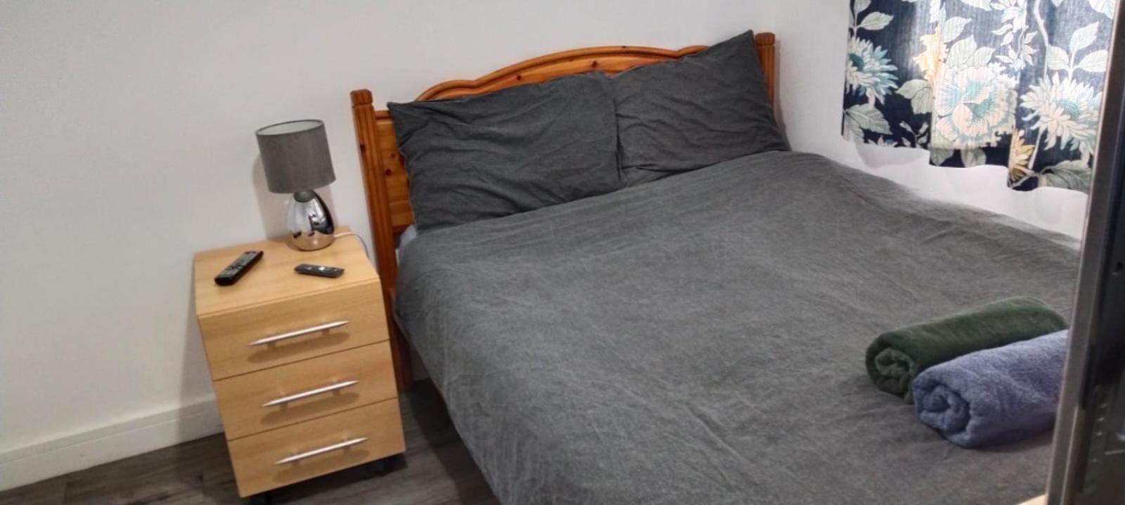 White House Ensuite Double Bedroom Warrington  Zewnętrze zdjęcie